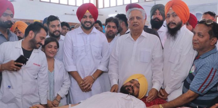 roopnagar blood donate