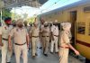 पुलिस टीमों ने 130 से अधिक रेलवे स्टेशनों और अन्य स्थानों पर 5584 व्यक्तियों की तलाशी, 8 शक्की व्यक्ति नज़रबंद, 2 गिरफ़्तार