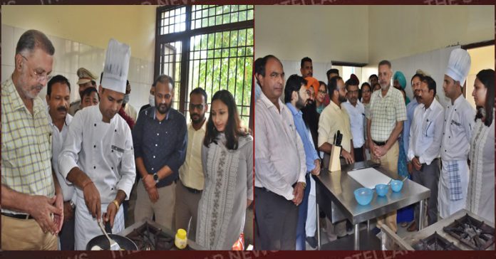 minister-balbir-singh-at-nasha-chudao-kendra-hoshiarpur-punjab