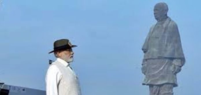 pm tweets sardar patel