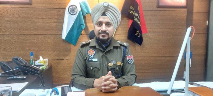 gurnit khuraana police