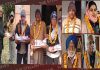 स्वतंत्रता सेनानियों के परिजनों को उनके घर जाकर किया सम्मानित