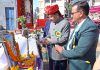 बच्चों के साथ-साथ टौणी देवी स्कूल स्टाफ, प्रिंसिपल और एसएमसी की तारीफ कर गए राजेंद्र राणा