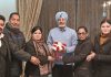 एडवोकेट रजनी नंदा ने साथियों सहित एडवोकेट धन्ना का किया सम्मान
