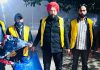 कड़ाके की ठंड के चलते सड़कों के किनारे सो रहे जरूरतमंद लोगों को लायंस क्लब एक्शन ने बांटे कंबल