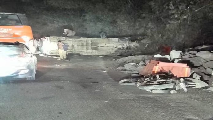 mandi accident