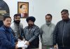 नगर निगम के सफाई कर्मचारियों के हद से बाहर काम करने पर जताई आपत्ति
