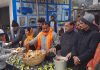 मंदिर शंकरापुरी भरवाई रोड में प्राणप्रतिष्ठा की खुशी में लगाया लंगर