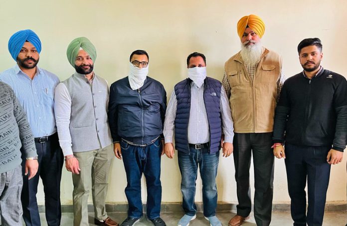 vigilance-arrest-je-clerk-improvment-trust-amritsar