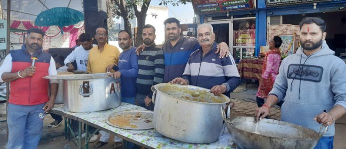 langer-by-tandon-family-and-supporters