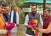 विधायक आशीष शर्मा ने 201 कन्याओं के चरण छू लिया आशीर्वाद