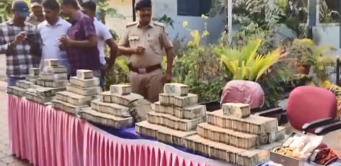 cash, jewellery recovery