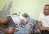 पंडित श्याम ज्योतिषी पर लुटेरे ने हमला कर किया घायल, 2 मोबाइल छीनकर हुआ फरार, लुटेरों को जल्द पकडऩे की मांग