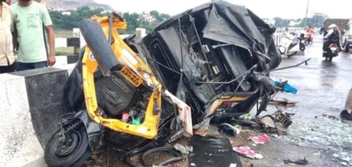 accident in maharastra