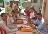 भाजपा और कांग्रेस के बूथ पर दिखी सामाजिक सौहार्द की झलकः कहा, राजनीति अपनी जगह रिश्ते अपनी जगह