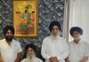 एडवोकेट हरजिंदर धामी एसजीपीसी सदस्य रविंदर चक्क के ग्रह निवास पहुंचे