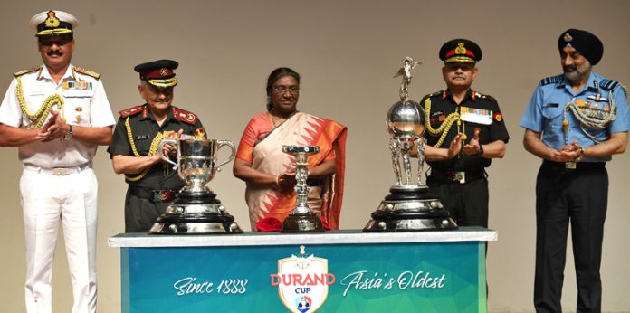 INDIA UNVEILS THE TROPHIES