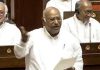 खरगे ने किया हमला, बात तो संविधान की करते है लेकिन मानते नहीं..