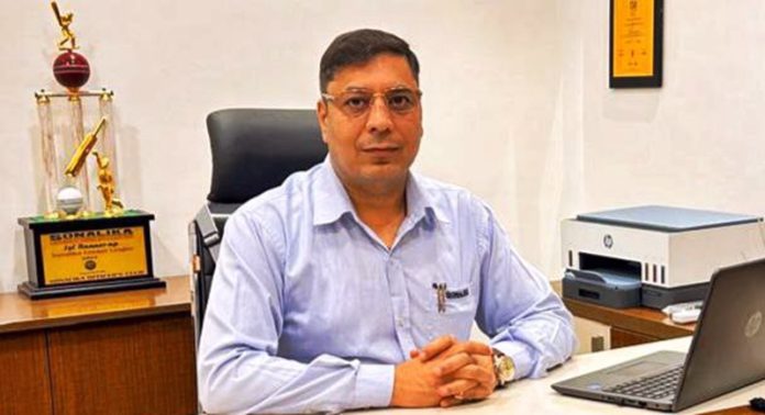 kranti-deepak-sharma-sonalika-hoshiarpur