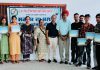 सरबत दा भला ट्रस्ट के सचिव अवतार एवं राकेश भार्गव ने 12वें बैच के बांटे सर्टिफिकेट