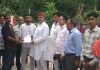करंट लगने से हुई थी मृत्यु, सुजानपुर विधायक ने दिया 5,00,000 का चेक