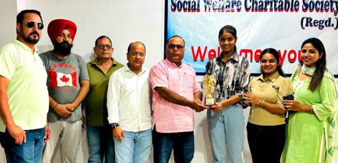 social-welfare-society-honoured-muskan-hoshiarpur-punjab