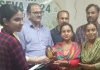 महिला मंडल कोहलवीं को उत्कृष्ट कार्य हेतु किया गया सम्मानित