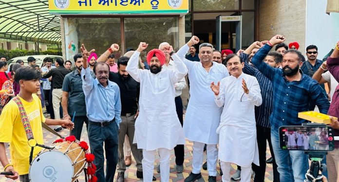 vote result celebration