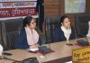 ‘बेटी बचाओ, बेटी पढ़ाओ’ योजना के तहत मुफ्त कोचिंग ले रही छात्राओं के साथ डिप्टी कमिश्नर ने किया संवाद