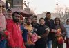 जरुरतमंदों की सेवा कर दिनकर कपिला ने मनाया जन्मदिन