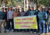 अनऐडिड अध्यापकों को स्कीम तहत पक्का किया जाये तथा डीसी रेट पर वेतन दिया जाये