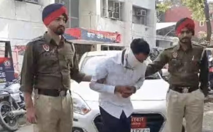 fake ias arrest