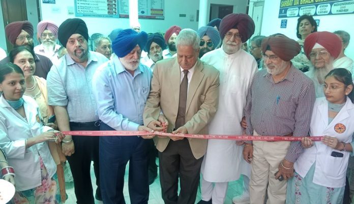 dental-clinic-starts-at-kalgidhar-gurudwara-hoshiarpur-punjab