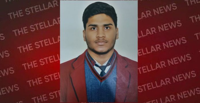 Dhanay-12-topper-in-class-sd-city-hoshiarpur