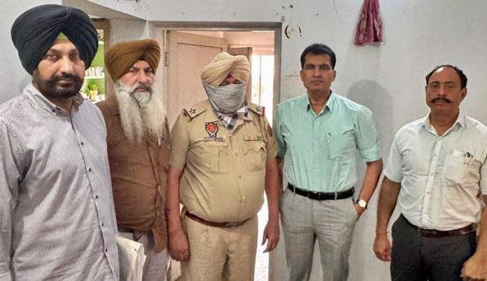 asi-arrest-police-station-hariana-hoshiarpur-punjab