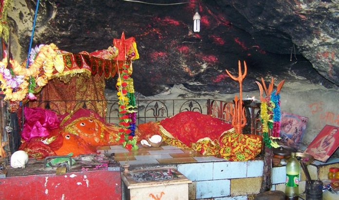 mata-hinglaj-mandir-balochistan-pak