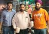 स्वास्थ्य विभाग की खाद्य सुरक्षा टीम ने सुबह-सुबह नाके लगाकर पनीर के सैंपल किए एकत्र