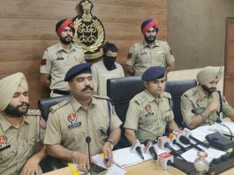 सौरव जिंदल उर्फ सौबी गैंग का गुर्गा रांझा 2 पिस्टल 32 बोर एवं 1 पिस्टल 9एमएम सहित काबू