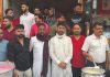 बहादुरपुर में नौजवानों ने लगाई छबील व लंगर