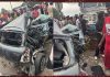 कार और ट्रक में हुई भीषण टक्कर, 4 की मौत