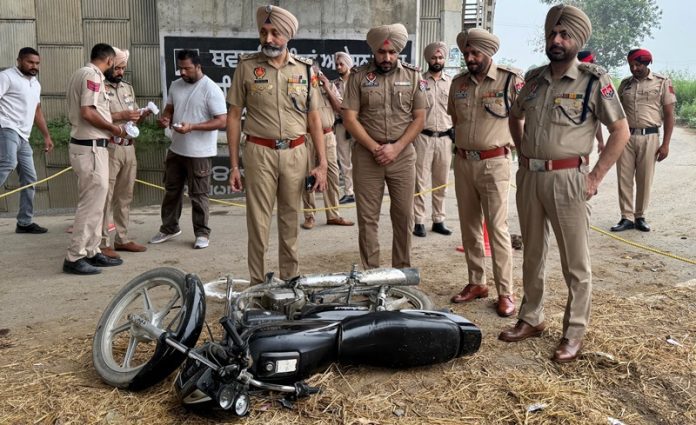 gangster-khanna-and-baba-arrested-jalandhar-punjab-police
