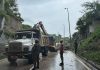 सेना की गाड़ी पर गिरी चट्टान, 2 जवानों की मौत, 3 गंभीर घायल