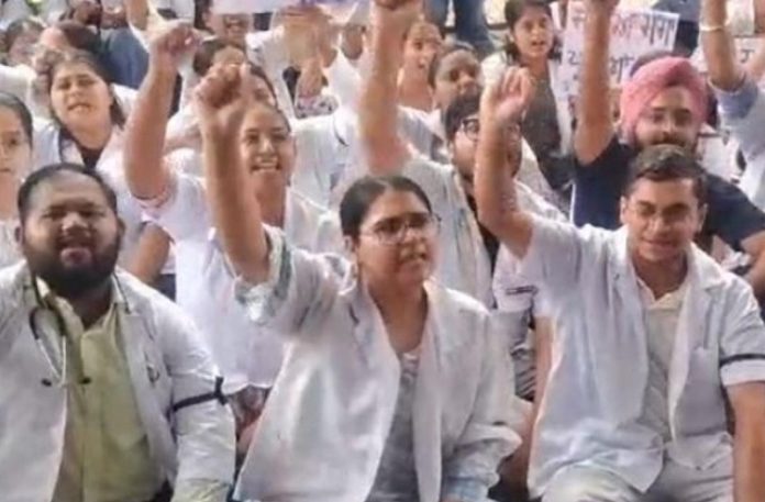 doctors protest
