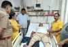 ड्यूटी पर तैनात एएसआई राकेश कुमार बिल्ला पर चढ़ाया मोटरसाइकिल, टांग पर आया फ्रेक्चर