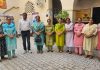 विद्यार्थियों का मनोबल बढ़ाने स्कूल पहुँचीं शिक्षा अधिकारी