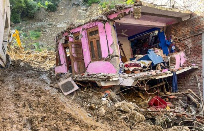 mandi cloudburst