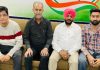 घटिया सामग्री से बनी सड़क की जांच होः कांग्रेसी नेता