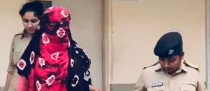 police caught women
