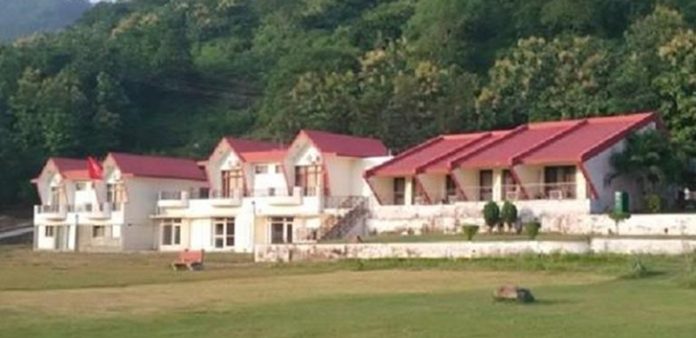 11 guest house is seal