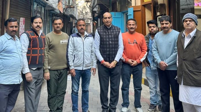 bittu-bhatia-and-ashwani-gaind-others-on-collector-rates-hoshiarpur-punjab